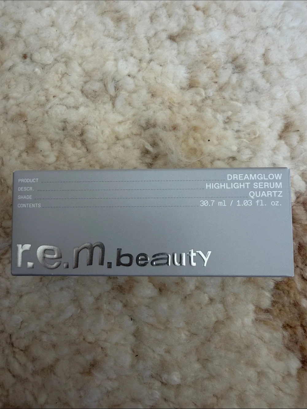 r.e.m. beauty Dreamglow Highlight Serum - Quartz